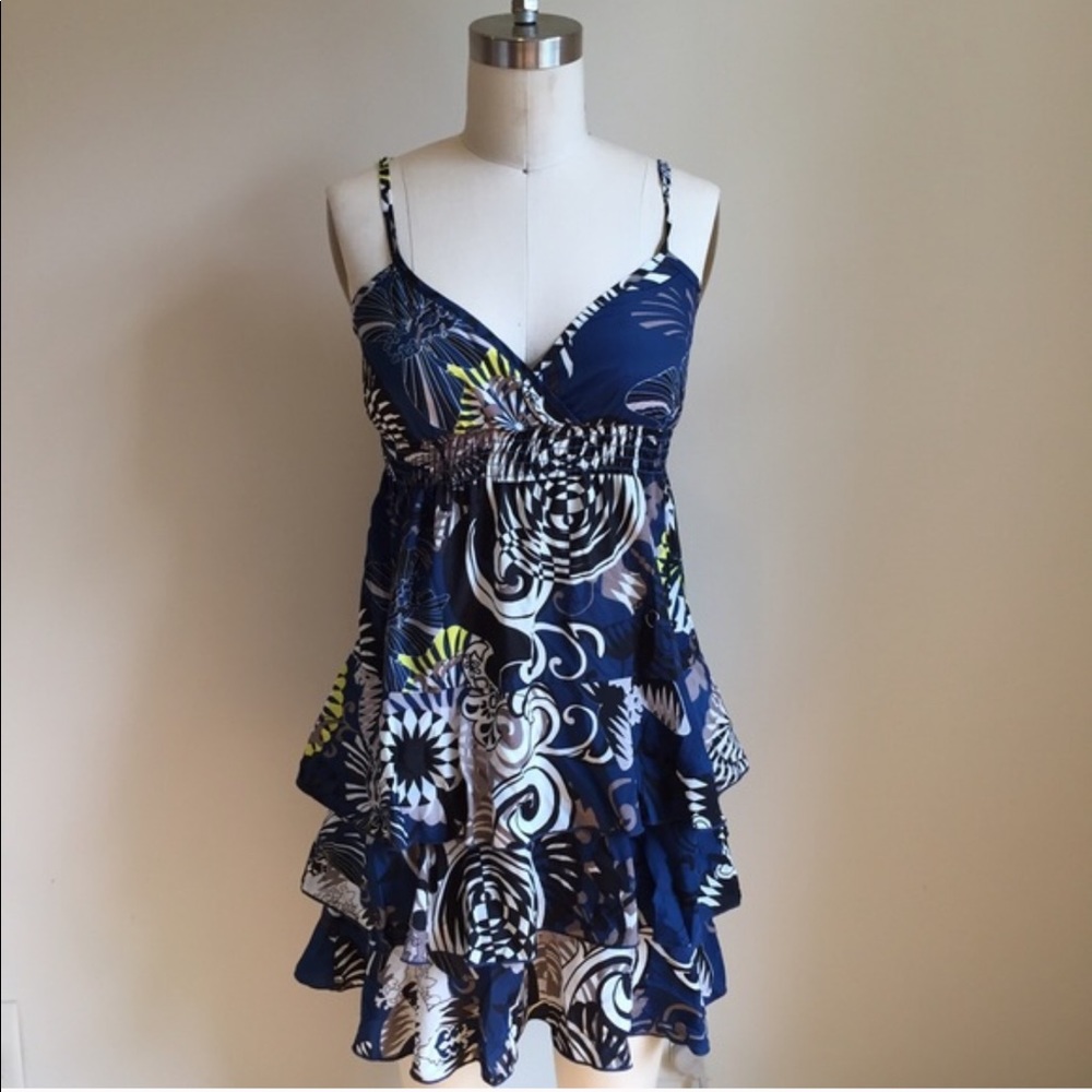 Frilly midi Dress